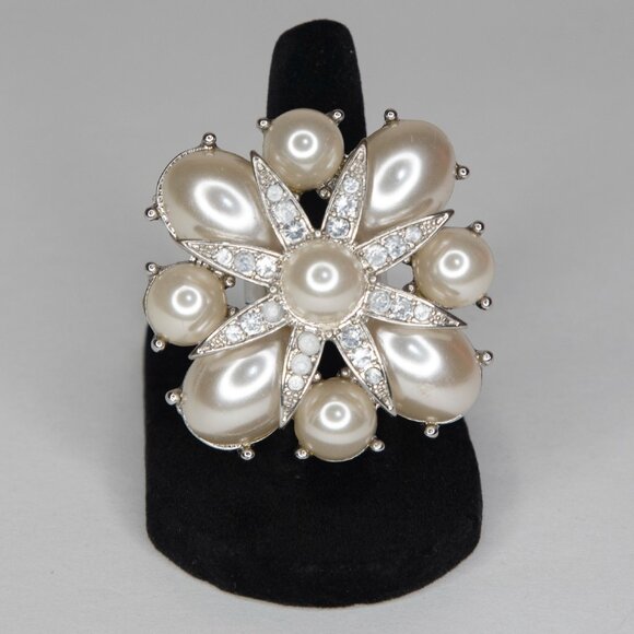 Fashion Ring Size 5 Faux Pearls‎ Faux Diamonds Star Design Faux Silver Band - Picture 8 of 13